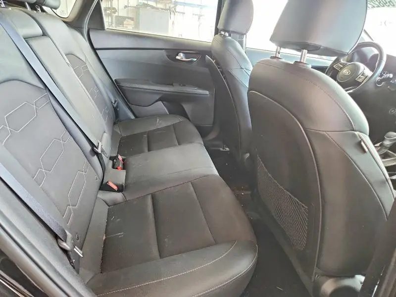 2021 KIA FORTE GT LINE  