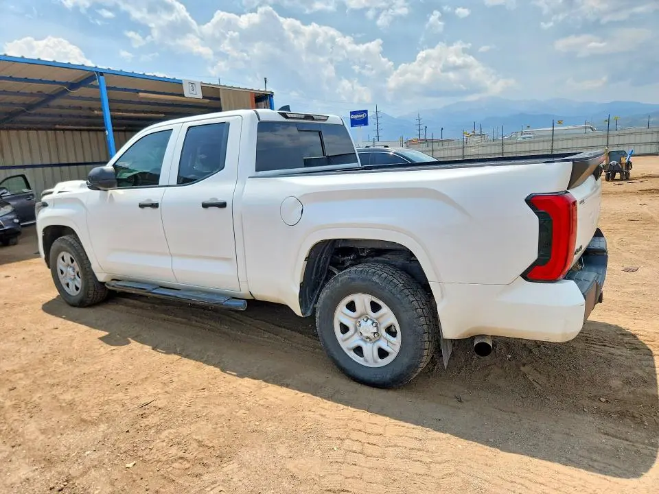 2022 TOYOTA TUNDRA SR  