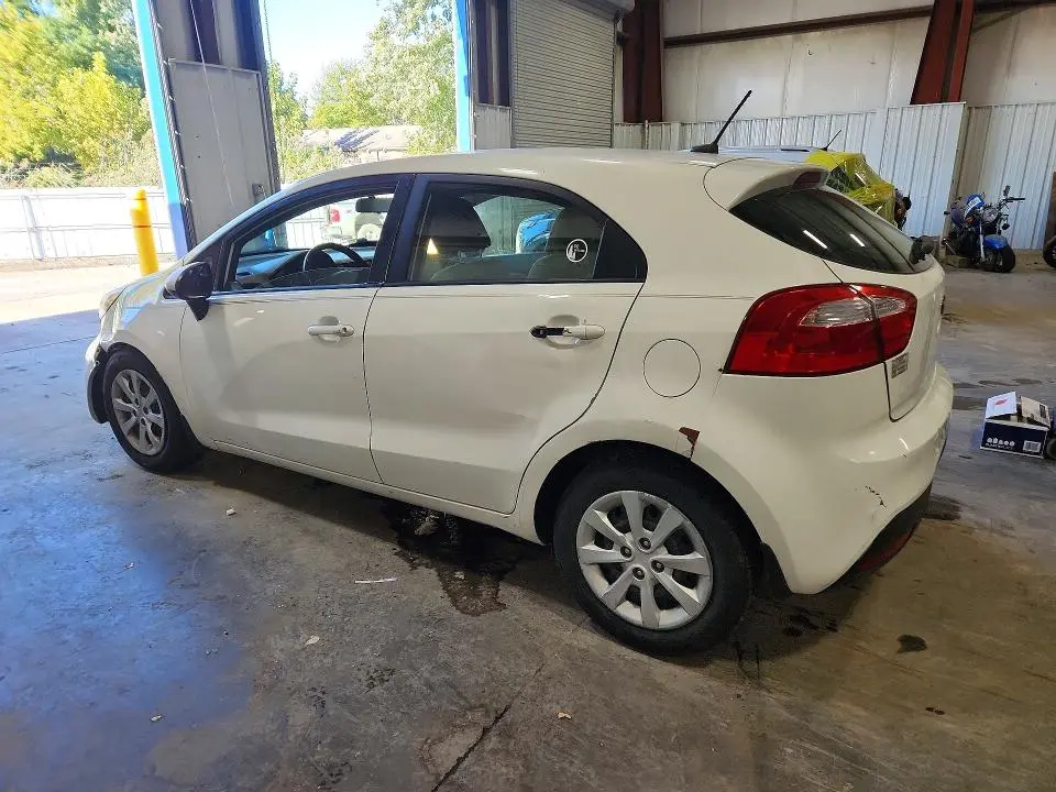2013 KIA RIO LX  
