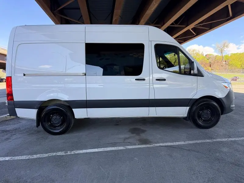 2023 MERCEDES-BENZ SPRINTER 2500  