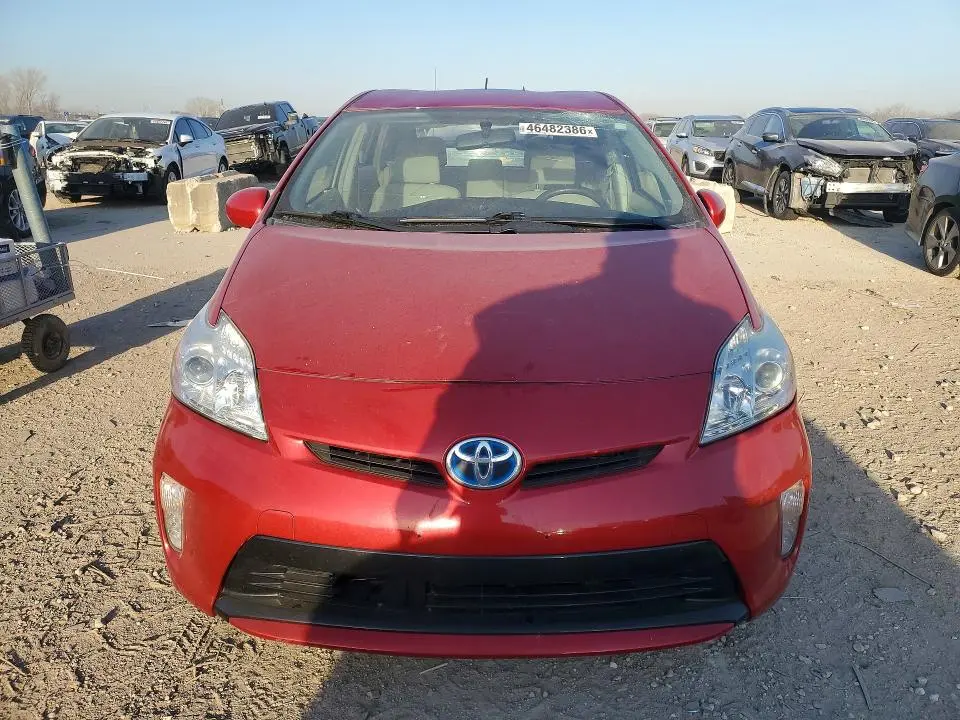 2015 TOYOTA PRIUS THREE  