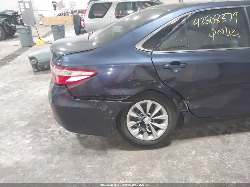 2017 TOYOTA CAMRY LE