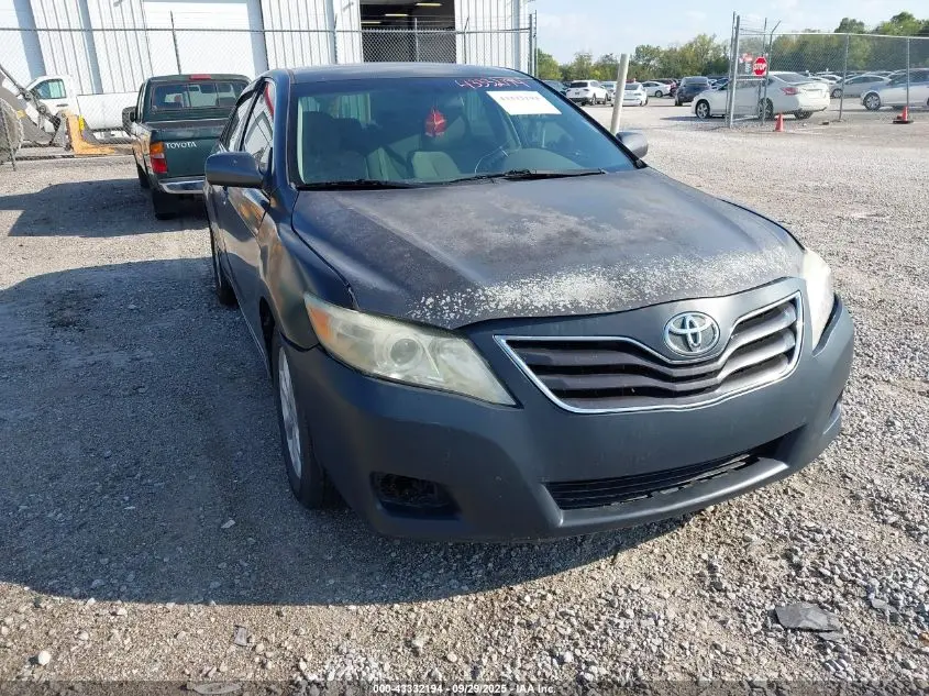 2011 TOYOTA CAMRY LE