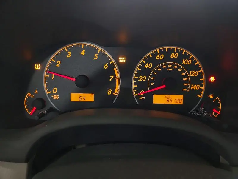 2010 TOYOTA COROLLA BASE  