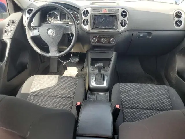 2010 VOLKSWAGEN TIGUAN SE  