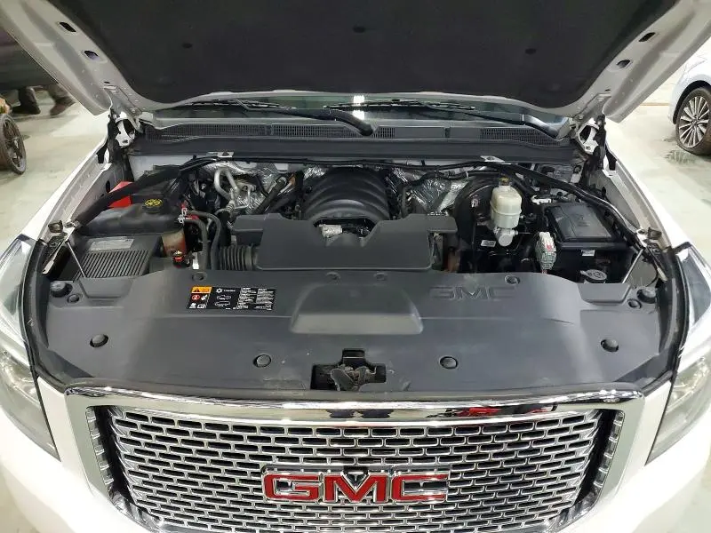 2016 GMC YUKON XL DENALI  