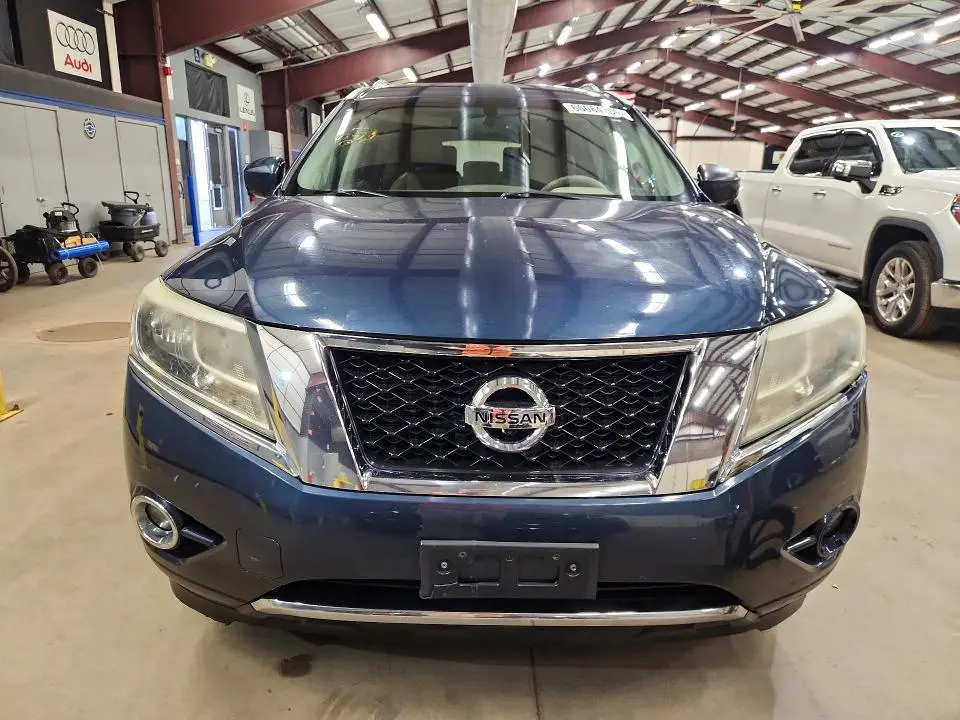 2013 NISSAN PATHFINDER S  