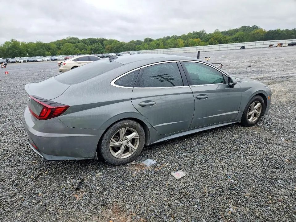 2021 HYUNDAI SONATA SE  