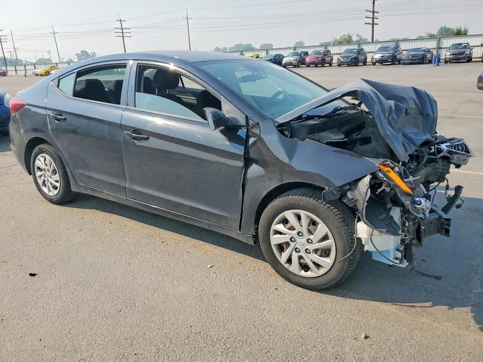 2020 HYUNDAI ELANTRA SE  