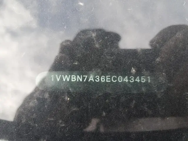 2014 VOLKSWAGEN PASSAT SE  