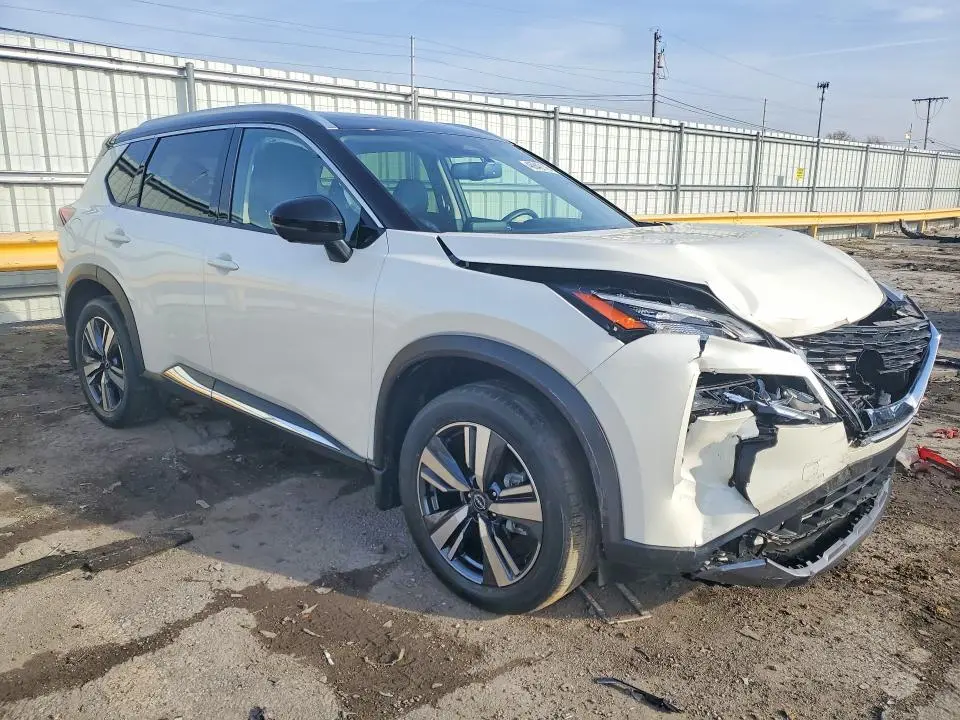 2023 NISSAN ROGUE SL  