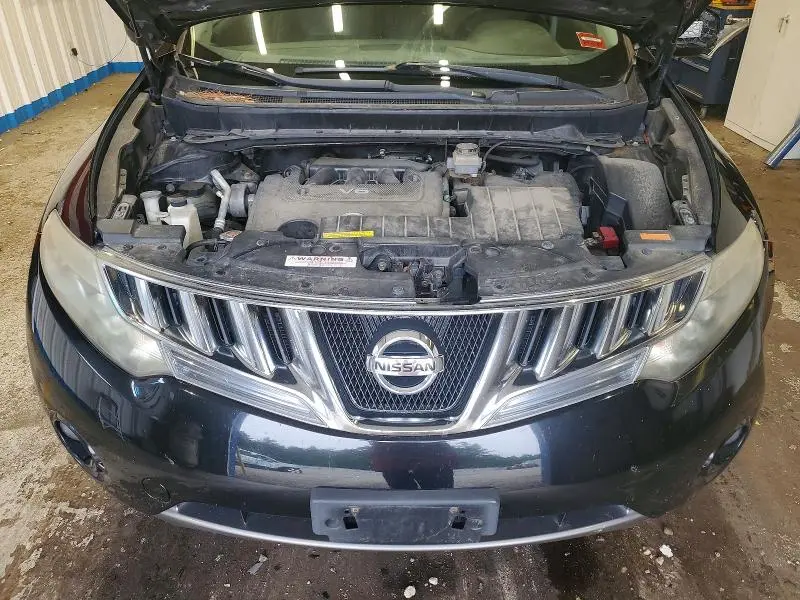 2010 NISSAN MURANO S  