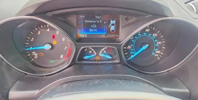2016 FORD ESCAPE SE  