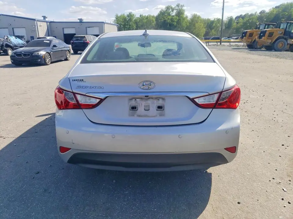 2014 HYUNDAI SONATA GLS  