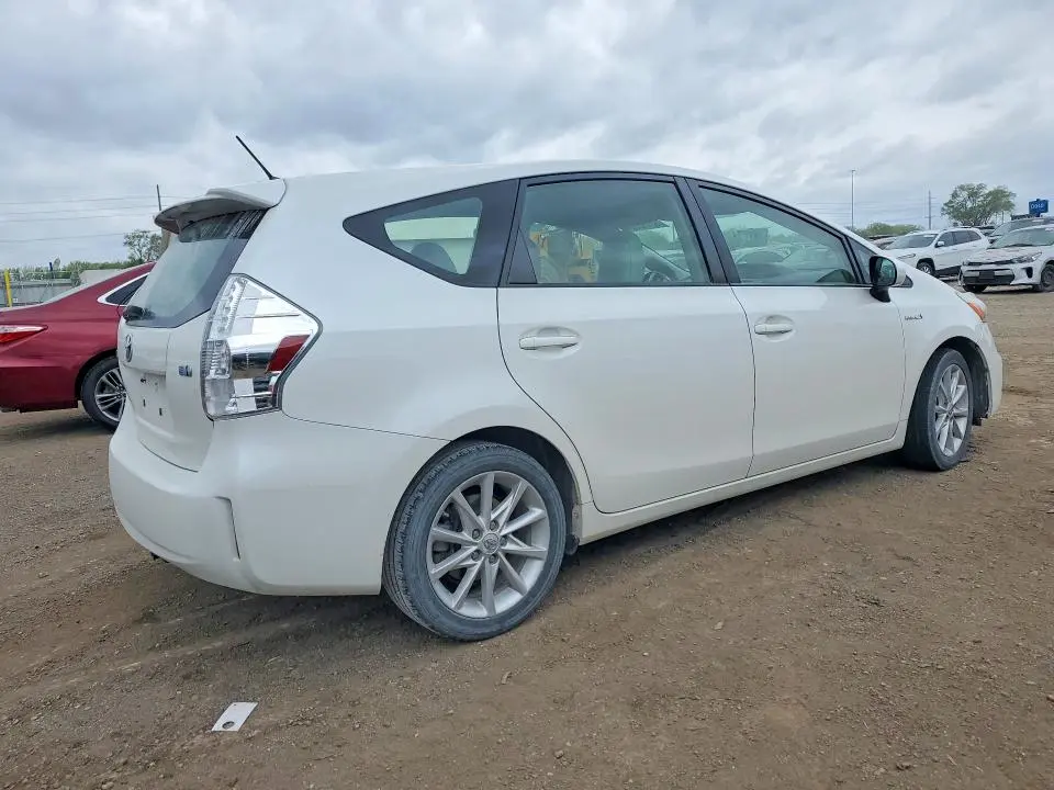 2012 TOYOTA PRIUS V FIVE  