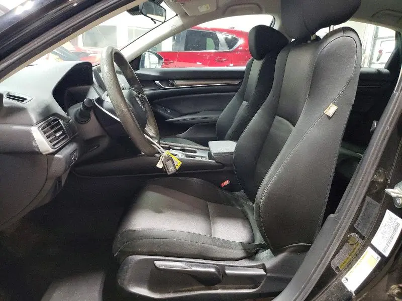2019 HONDA ACCORD LX  