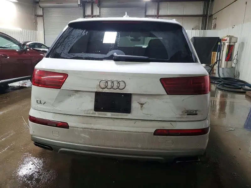 2017 AUDI Q7 PRESTIGE  