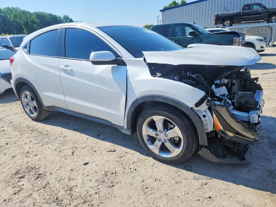 2022 HONDA HR-V LX  
