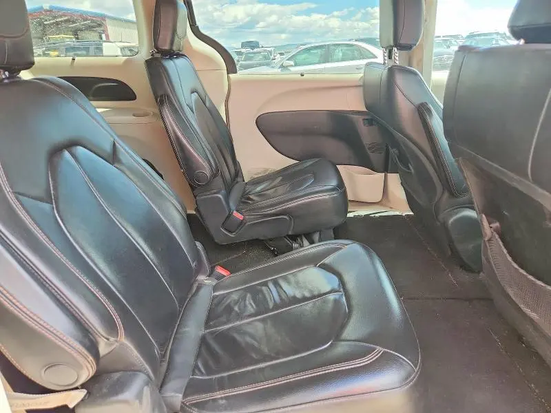 2017 CHRYSLER PACIFICA TOURING L  