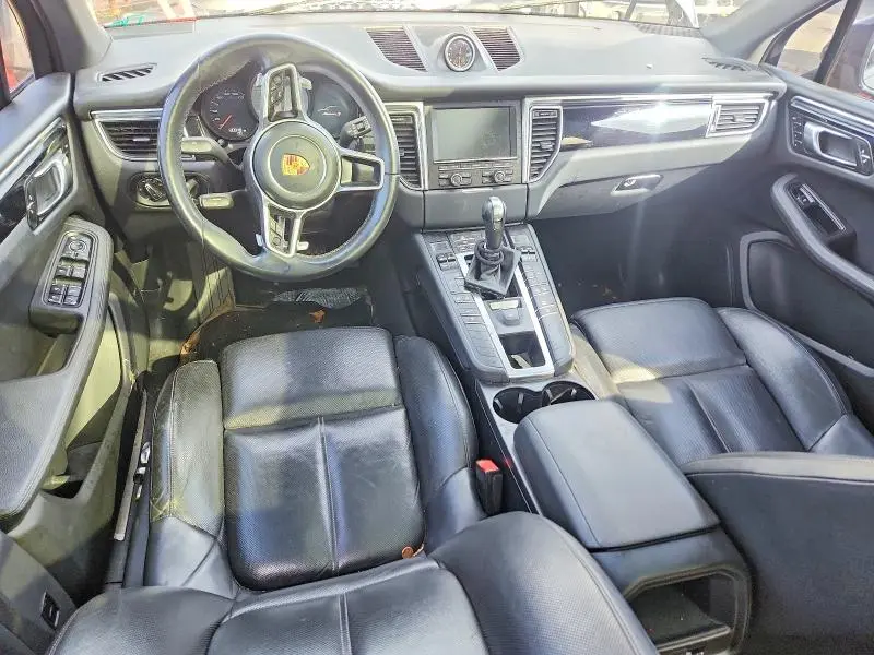 2015 PORSCHE MACAN S  