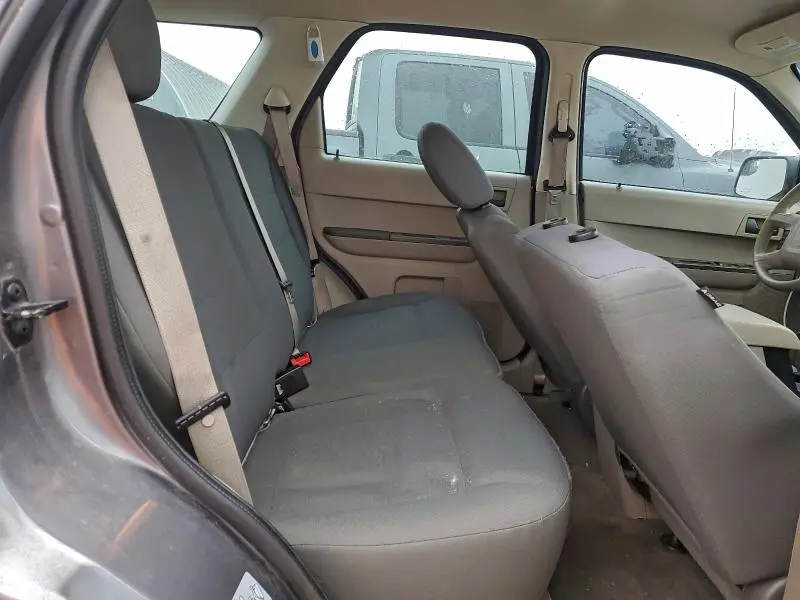 2011 FORD ESCAPE XLS  