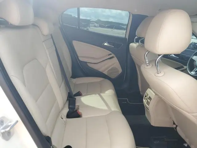 2017 MERCEDES-BENZ GLA 250  
