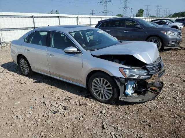 2017 VOLKSWAGEN PASSAT SE  