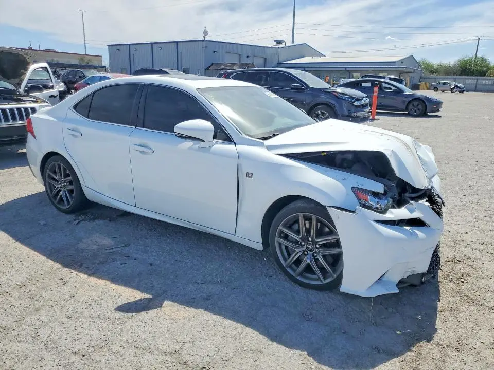 2016 LEXUS IS 200T  