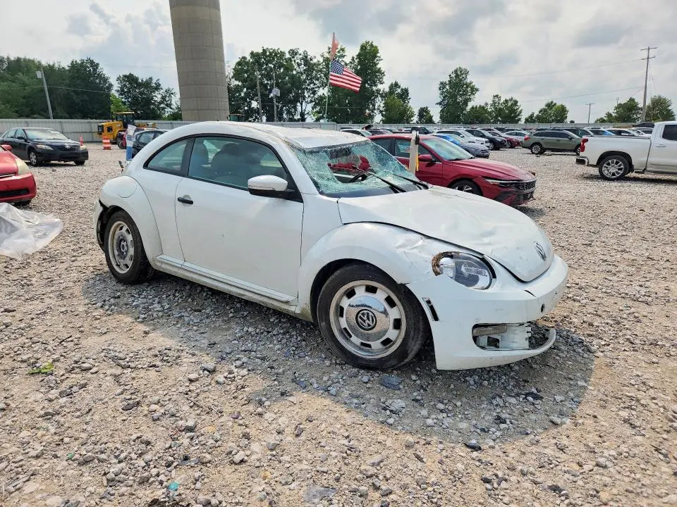2015 VOLKSWAGEN BEETLE 1.8T  