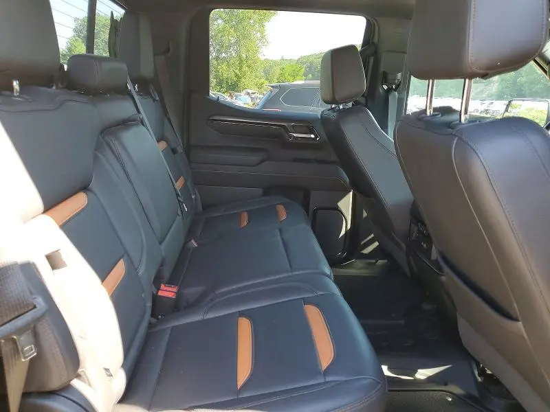 2022 GMC SIERRA K1500 AT4  
