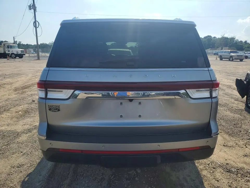 2022 LINCOLN NAVIGATOR L  