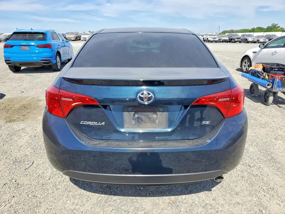 2019 TOYOTA COROLLA SE  