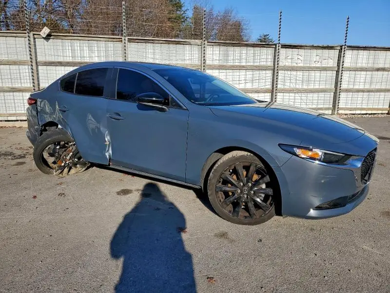 2024 MAZDA 3 PREFERRED  