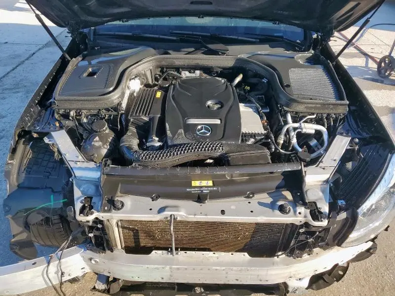 2017 MERCEDES-BENZ GLC 300  