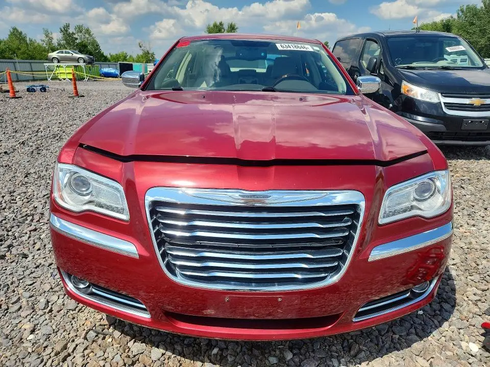 2011 CHRYSLER 300 LIMITED  