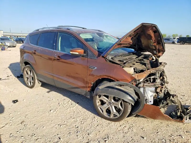2017 FORD ESCAPE TITANIUM  