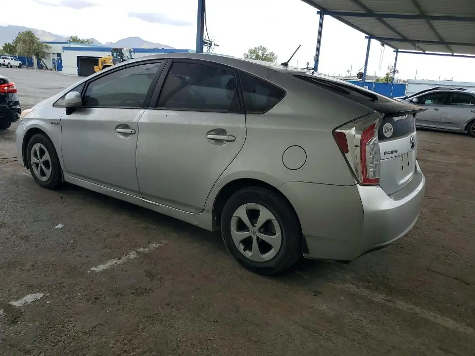 2013 TOYOTA PRIUS TWO  