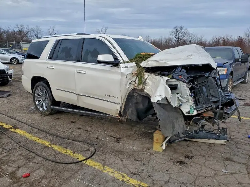 2015 GMC YUKON DENALI  