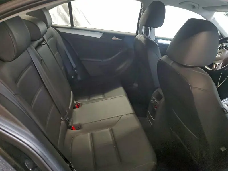 2014 VOLKSWAGEN JETTA SE  