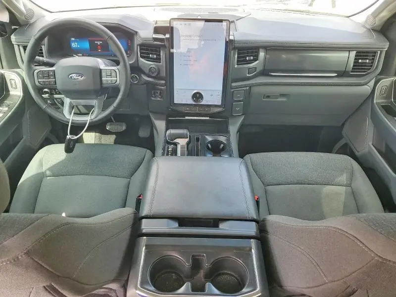 2024 FORD F150 LIGHTNING XLT  