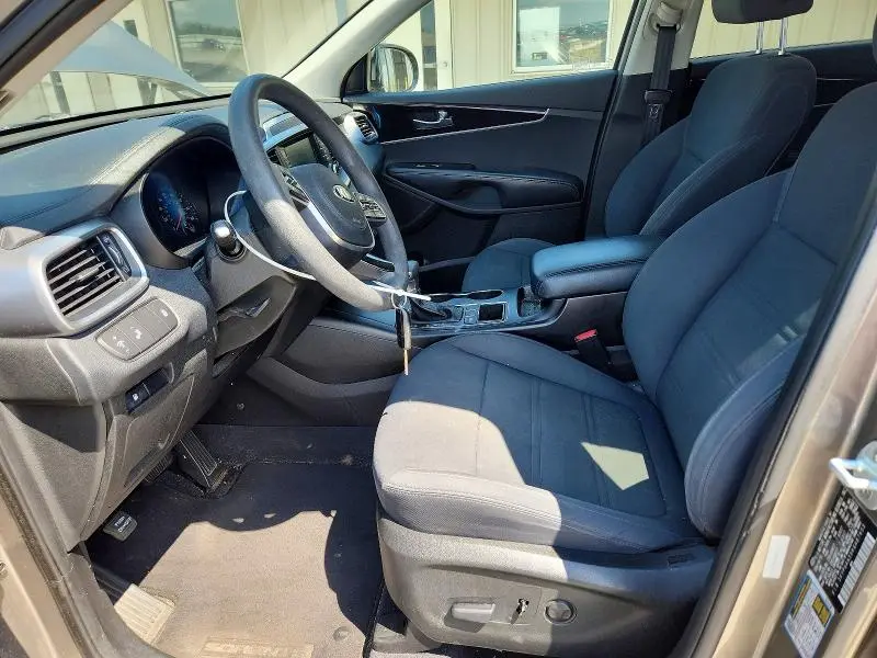2019 KIA SORENTO LX V6  
