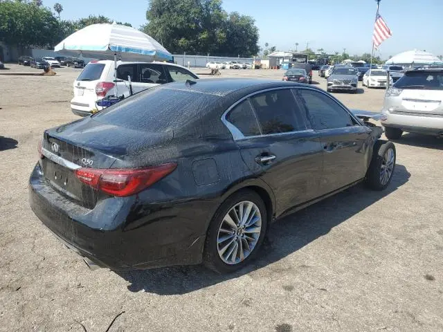 2018 INFINITI Q50 LUXE  
