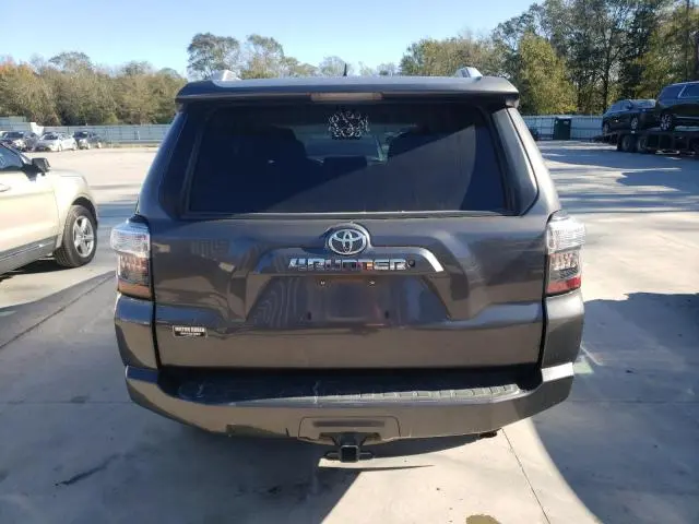 2018 TOYOTA 4RUNNER SR5  