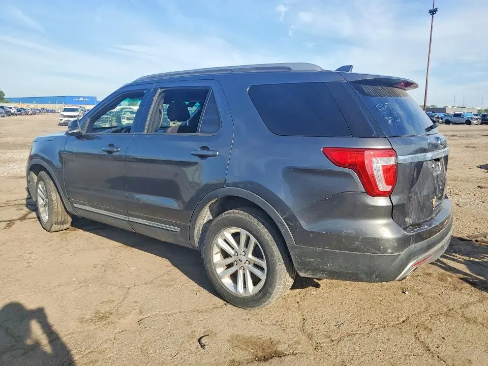 2016 FORD EXPLORER XLT  
