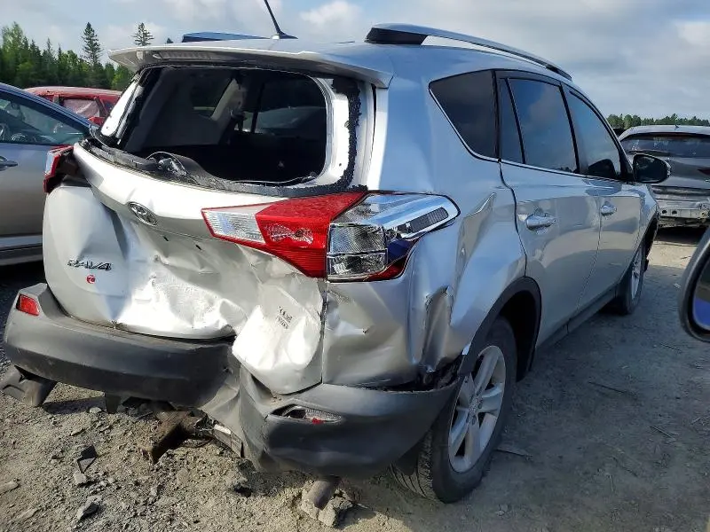 2014 TOYOTA RAV4 XLE  