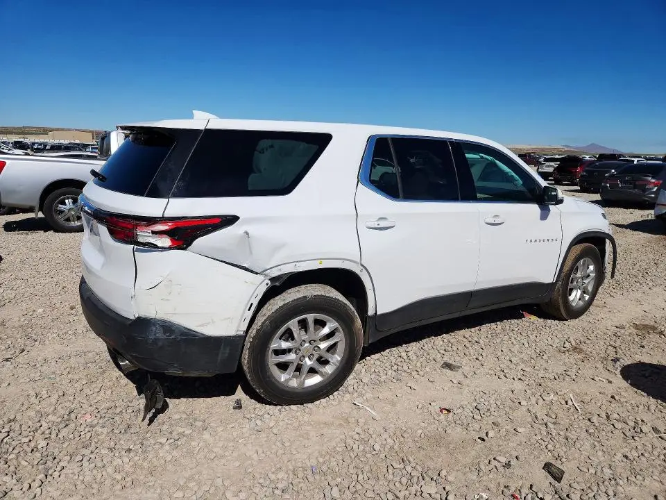 2023 CHEVROLET TRAVERSE LS  