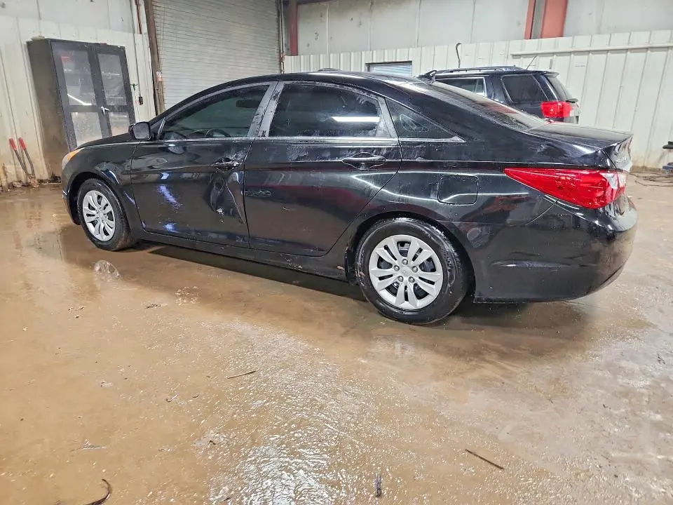 2011 HYUNDAI SONATA GLS  