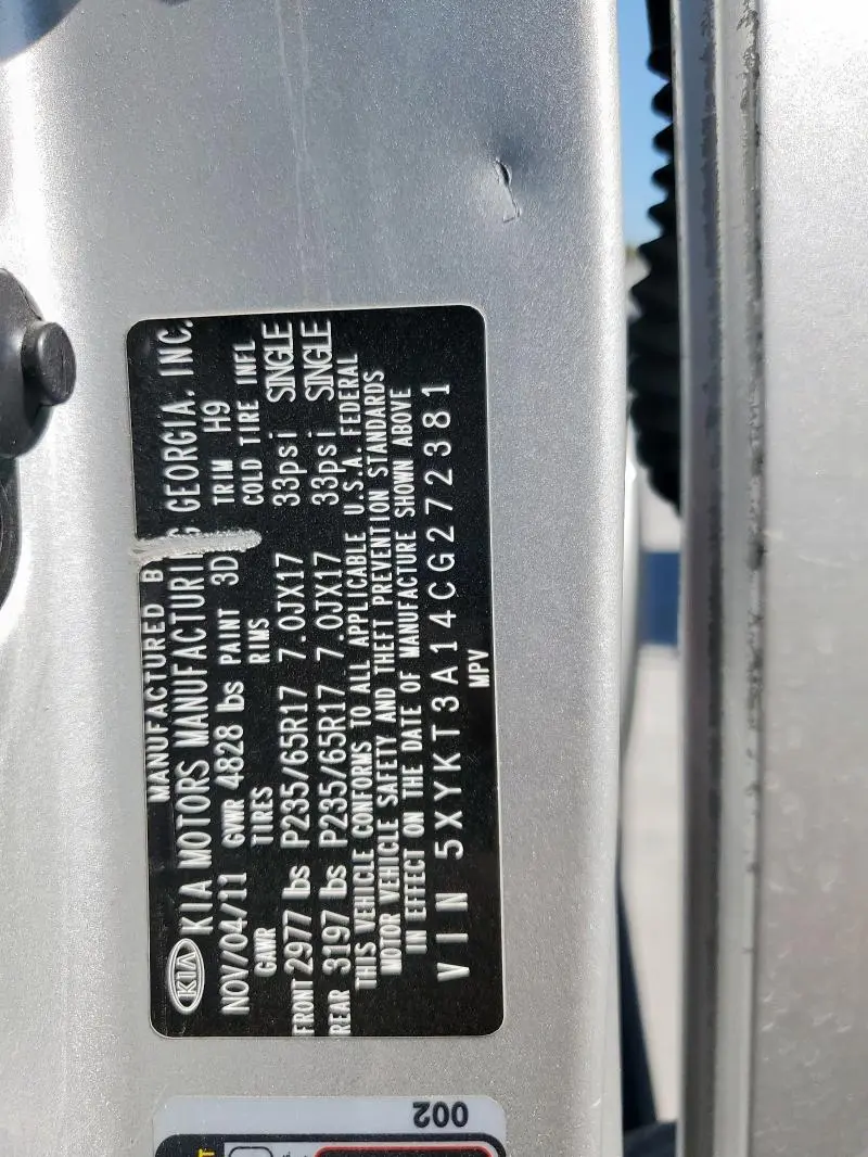 2012 KIA SORENTO BASE  