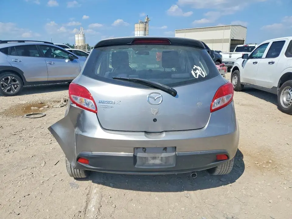 2012 MAZDA MAZDA2   