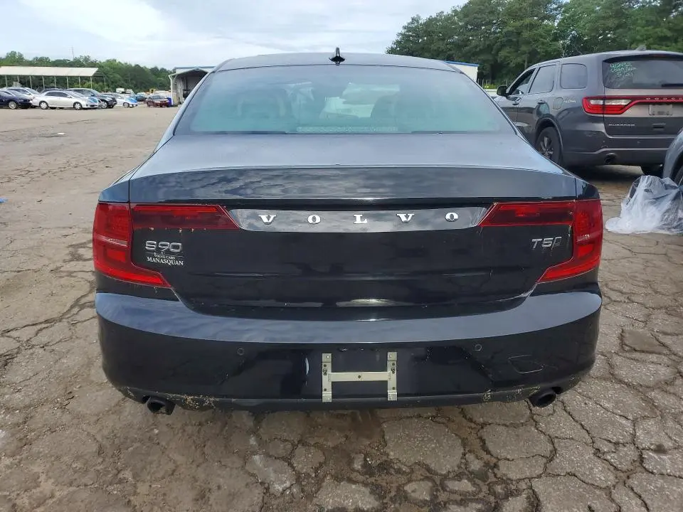 2018 VOLVO S90   